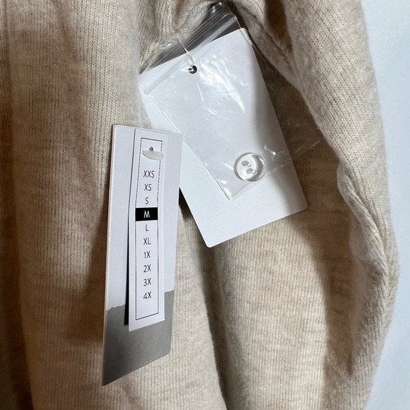 NWT BP. Crop Stitch Pullover in Beige Oatmeal Light Heather - Picture 4 of 4
